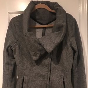 Lululemon gray sweatshirt jacket